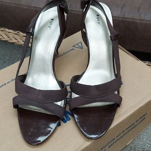 Apt.9 Sandals Heels size 9.5